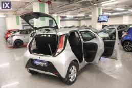 Toyota Aygo X-Play Touchscreen /6 Χρόνια Δωρεάν Service '17