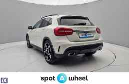 Mercedes-Benz GLA 180 d Fascination '15