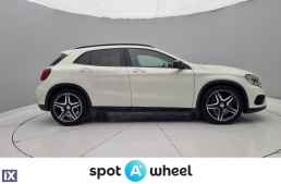 Mercedes-Benz GLA 180 d Fascination '15