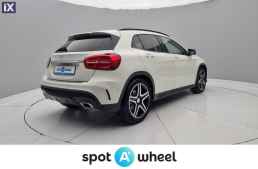 Mercedes-Benz GLA 180 d Fascination '15