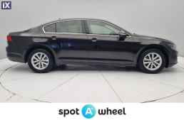 Volkswagen Passat 1.6 TDI Executive '20