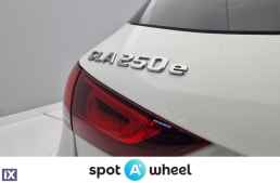 Mercedes-Benz GLA 250 e Progressive Line '22