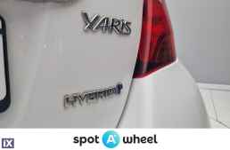 Toyota Yaris 1.5 Hybrid Style '15