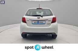 Toyota Yaris 1.5 Hybrid Style '15