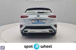 Kia Cee'D Xceed 1.6 GDi Hybrid Active '21