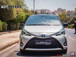 Toyota Yaris HSD Bi-Tone White/Black JPN 1.5 -GR '19