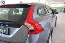 Volvo V60 Cross Country D4 Momentum Auto /6 Χρόνια Δωρεάν Service '17