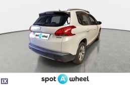 Peugeot 2008 1.2 PureTech Allure '16