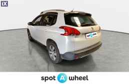 Peugeot 2008 1.2 PureTech Allure '16