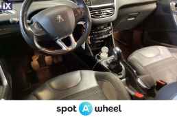 Peugeot 2008 1.2 PureTech Allure '16