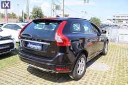 Volvo Xc 60  D4 Momentum Navi /6 Χρόνια Δωρεάν Service '17