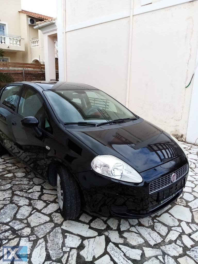 Ενοικίαση αυτοκινήτου Fiat Grande Punto