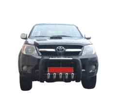 ΕΜΠΡΟΣΘΙΟΣ ΠΡΟΦΥΛΑΚΤΗΡΑΣ ΜΕ ΠΟΔΙΑ PRE 114 BL TOYOTA HILUX (VIGO) 2005+&2011+